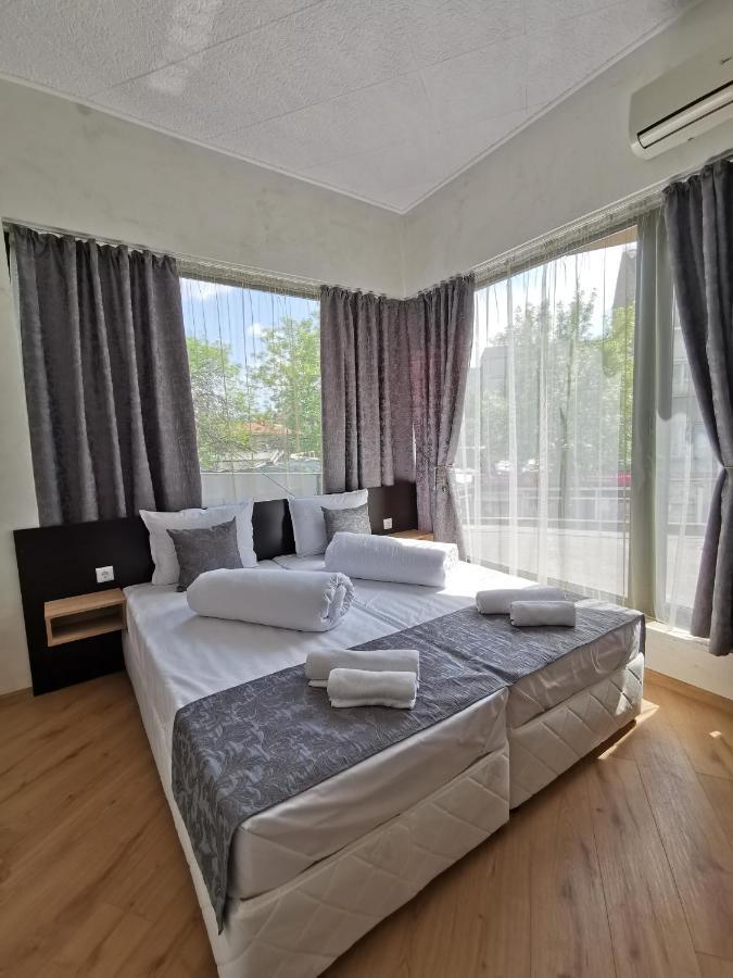 Hotel Swiss Shumen Ngoại thất bức ảnh